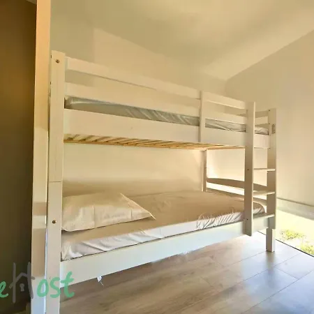 Milady Lb - Pb - Marbella Swimming Pool Parking Apartman *